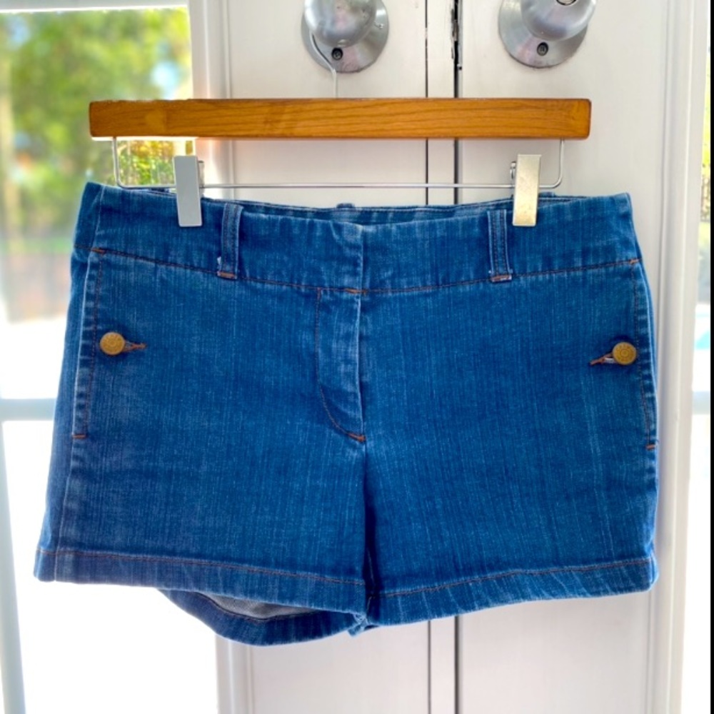 J crew size 6 nautical style Jean shorts